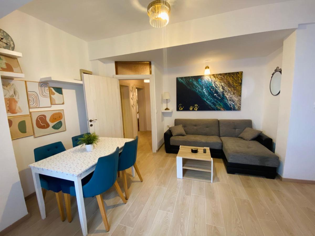 Apartment Andrea Baska Voda Luaran gambar