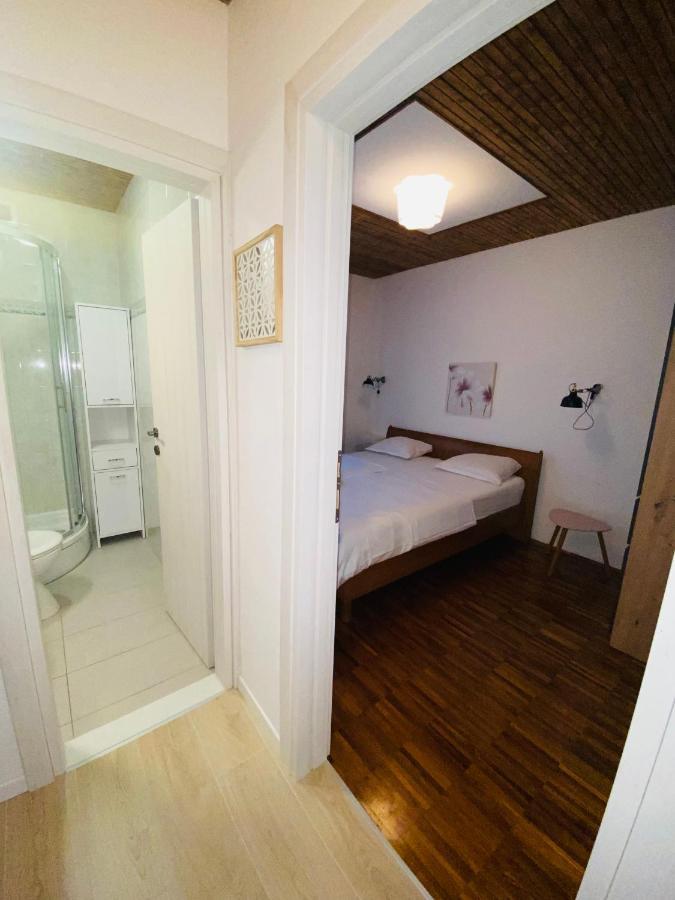 Apartment Andrea Baska Voda Luaran gambar
